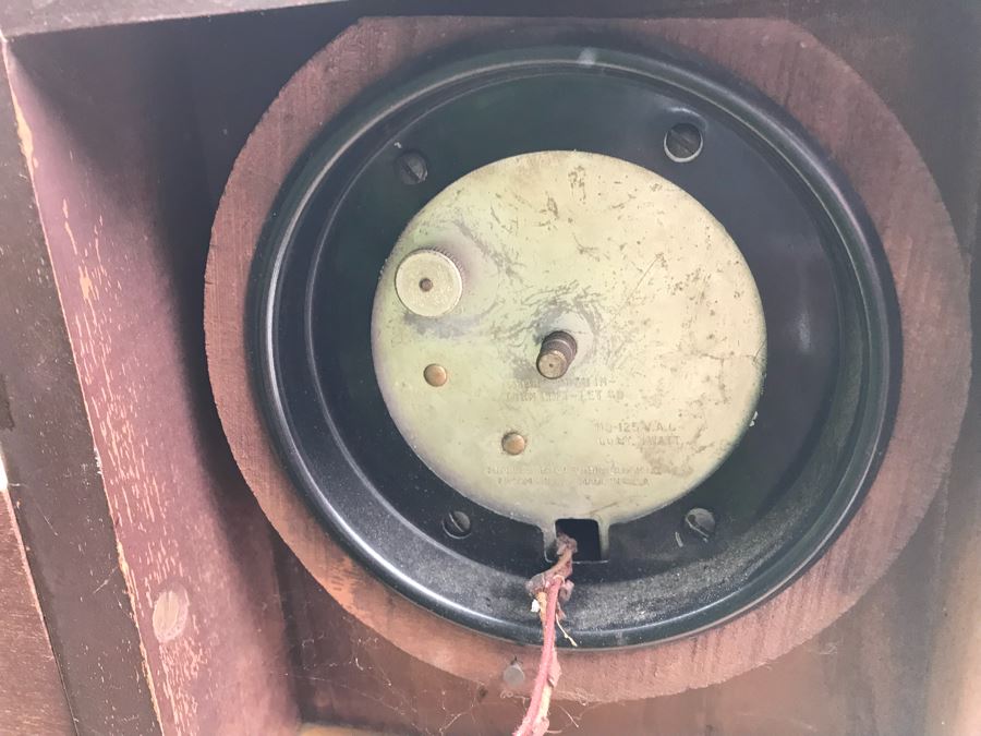 JUST ADDED - Fabulous Art Deco ROOS Chests Cedar Hope Chest With Rare Top Mounted Compartments With Clock (Clock Needs Rewiring) 43'W X 17'D X 32'H [Photo 22]