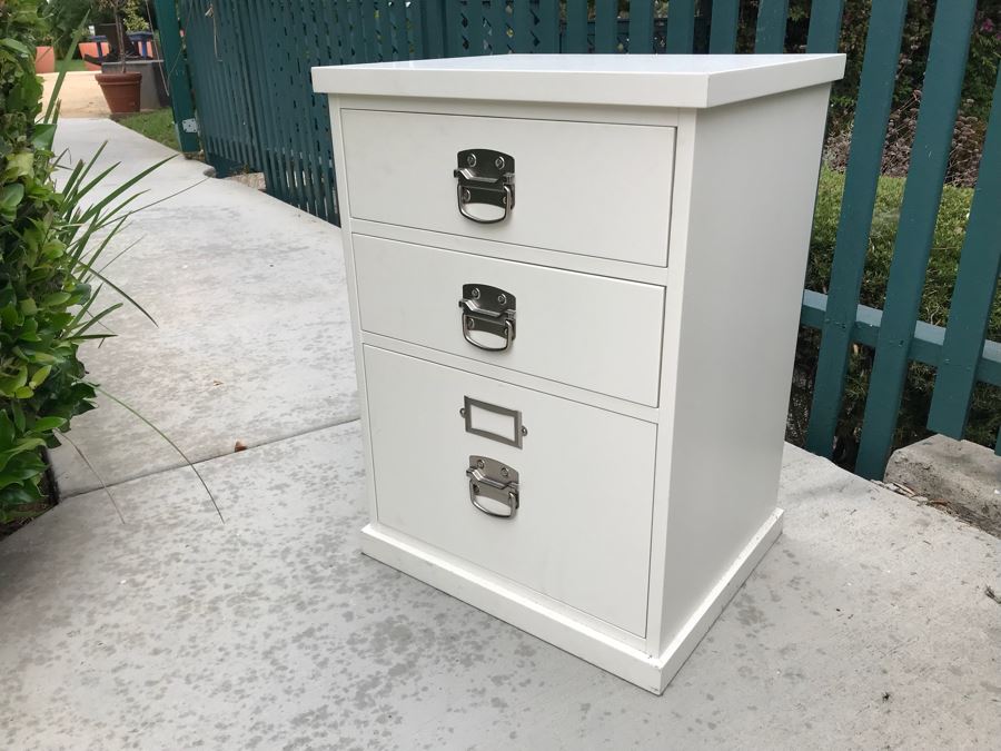 JUST ADDED - White Contemporary Filing Cabinet With 2 Drawers [Photo 4]