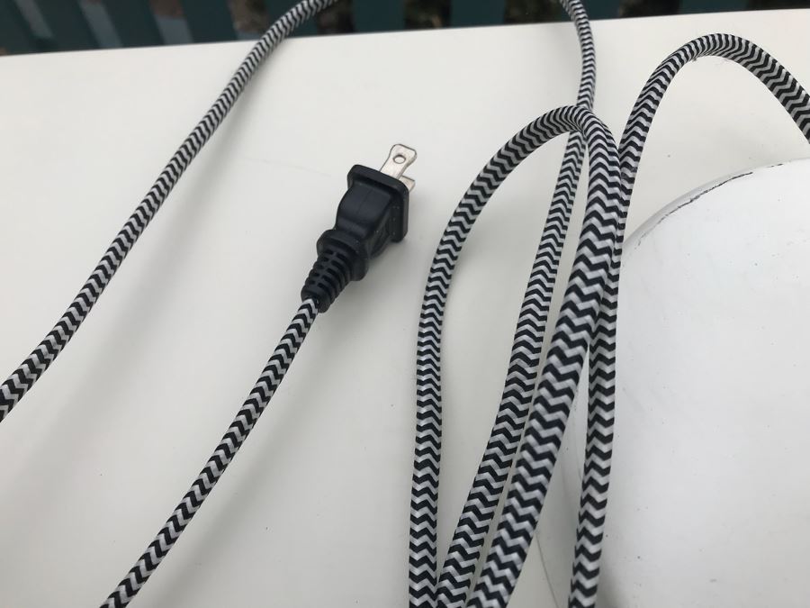 JUST ADDED - White Adjustable Cantilever Desk Lamp [Photo 8]