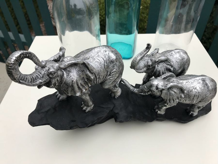JUST ADDED - Resin Elephant With Cubs Sculpture And (3) Glass Bottles [Photo 5]
