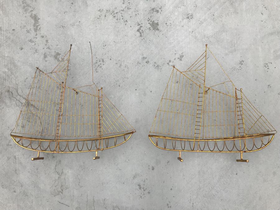 JUST ADDED - Pair Of Vintage Gold Tone Wall Mountable Wire Sculpture Sailing Ships And Pair Of Ship's Anchor Hooks [Photo 2]