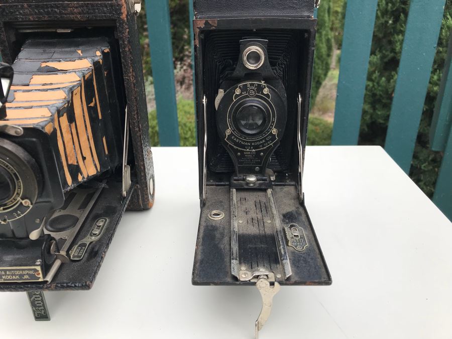 JUST ADDED - Pair Of Vintage Eastman Kodak Bellows Cameras - Hawk-Eye Model B And No.1A Autographic Kodak Jr. [Photo 4]