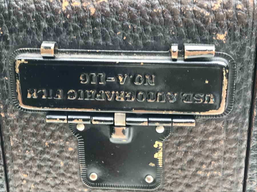 JUST ADDED - Pair Of Vintage Eastman Kodak Bellows Cameras - Hawk-Eye Model B And No.1A Autographic Kodak Jr. [Photo 14]