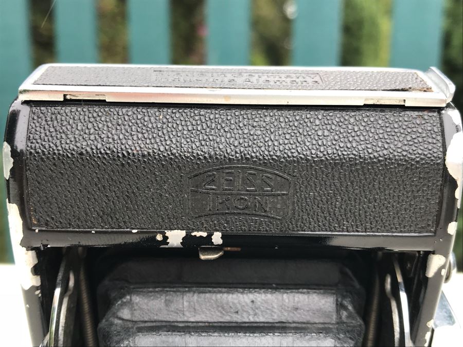 JUST ADDED - Vintage ZEISS IKON Bellows Camera IKonta 521 [Photo 4]