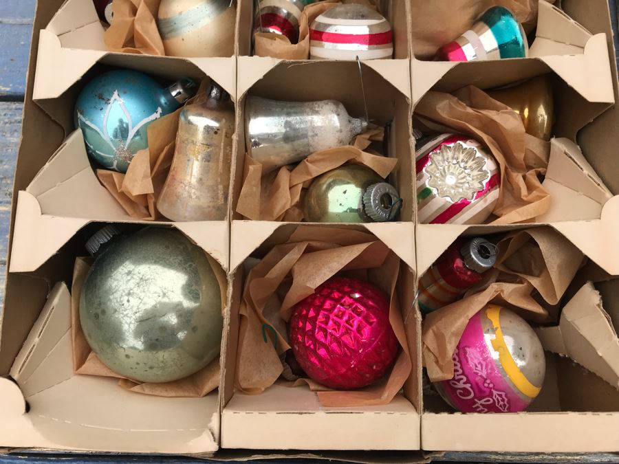 JUST ADDED - Vintage Glass Christmas Tree Ornaments With Some Boxes Mainly Shiny Brite [Photo 4]