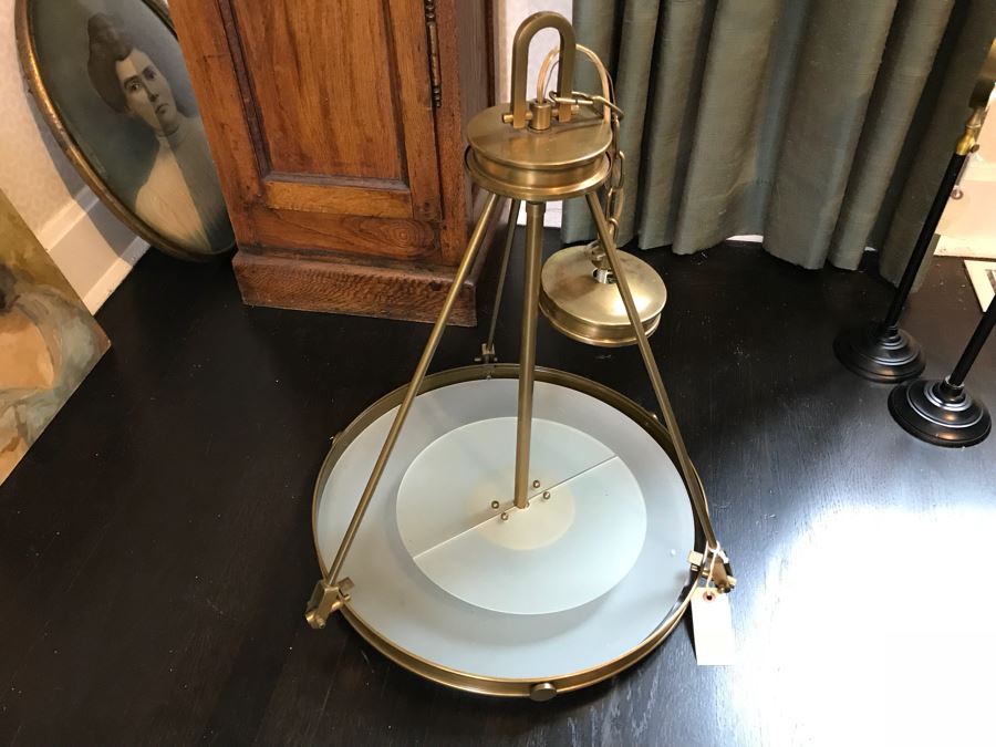 JUST ADDED - 21.5' Brass Chandelier Light Fixture Retails $300 [Photo 6]