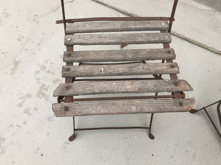 JUST ADDED - Pair Of Vintage Wood And Metal Folding Chairs [Photo 7]