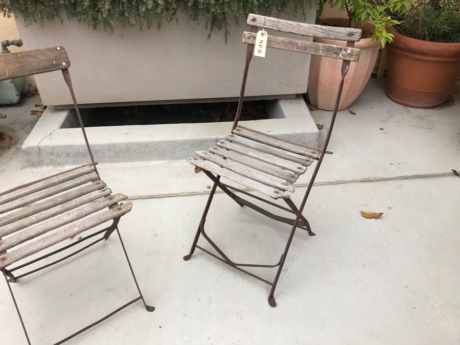 JUST ADDED - Pair Of Vintage Wood And Metal Folding Chairs [Photo 2]