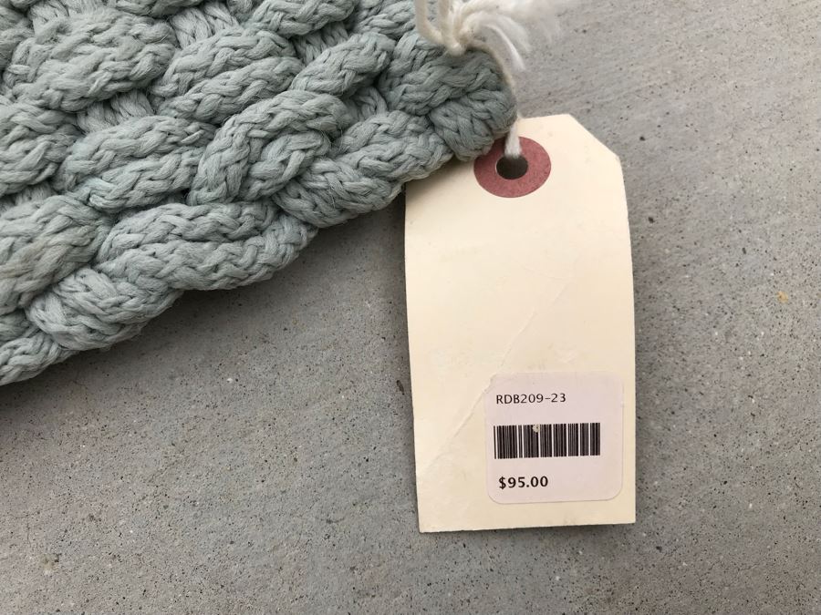 JUST ADDED - Wire Metal Industrial Basket, NEW Dash & Albert Rug Company 2' X 3' Handwoven Polypropylene UV Rug And NEW Rope Mat [Photo 9]