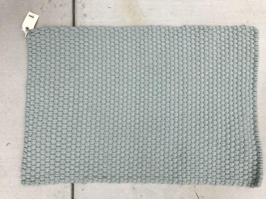 JUST ADDED - Wire Metal Industrial Basket, NEW Dash & Albert Rug Company 2' X 3' Handwoven Polypropylene UV Rug And NEW Rope Mat [Photo 8]