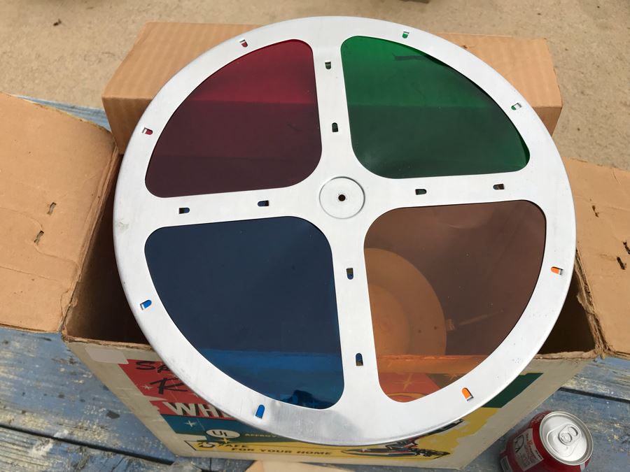 JUST ADDED - Vintage Color Wheel With Box [Photo 4]