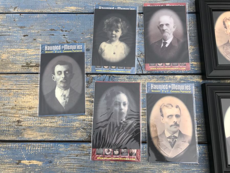 JUST ADDED - Collection Of Haunted Memories Spooky 5' X 7' Changing Portraits (5) Are Framed [Photo 3]