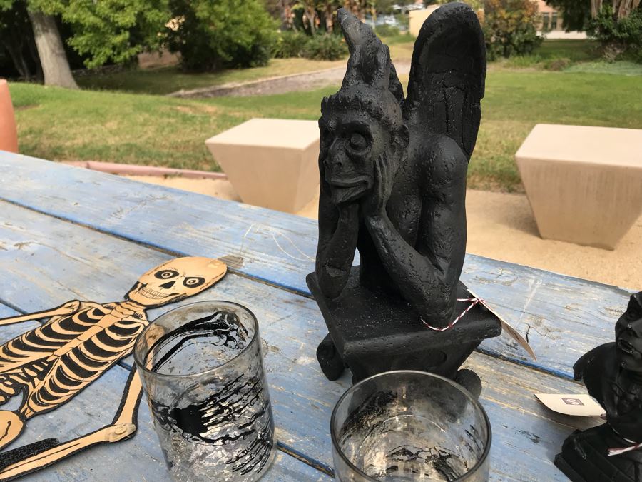 JUST ADDED - Halloween Decoration Lot With Metal Hanging Skeleton And Gargoyle [Photo 5]