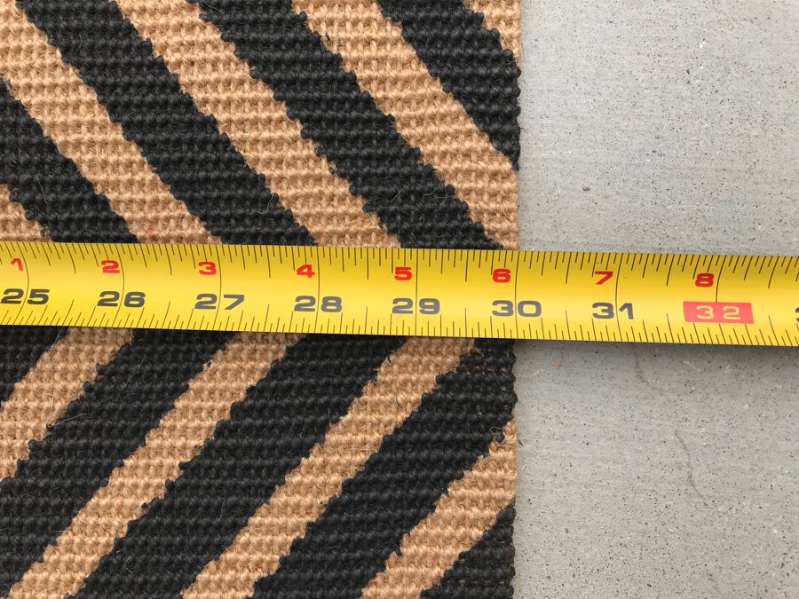 JUST ADDED - (3) NEW Runner Rugs 30' X 7' [Photo 4]