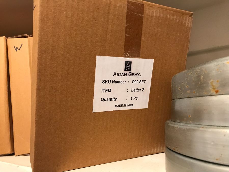 JUST ADDED - Over 40 Metal Tin Framed Wall Mountable Letters (Each Box Has Letter Written On Side) [Photo 10]