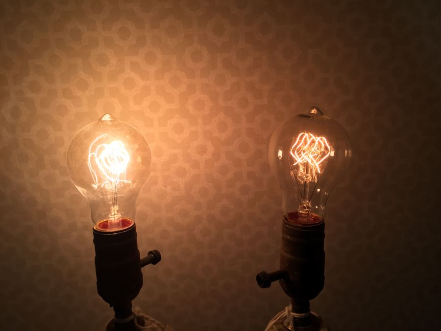Pair Of Vintage Working Newly Wired Marble Table Lamps (See Photos For Repairs) [Photo 11]