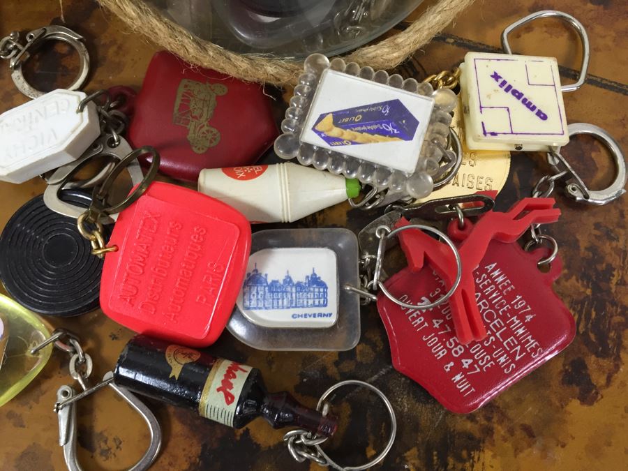 JUST ADDED - Pulley, (2) Glass Bowls, Collection Of Vintage Keychains, Rope On Spools And Collection Of Various Ribbons [Photo 23]