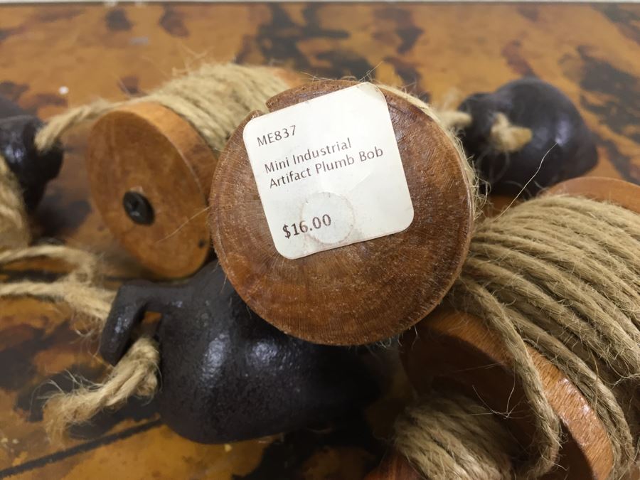 JUST ADDED - Pulley, (2) Glass Bowls, Collection Of Vintage Keychains, Rope On Spools And Collection Of Various Ribbons [Photo 30]