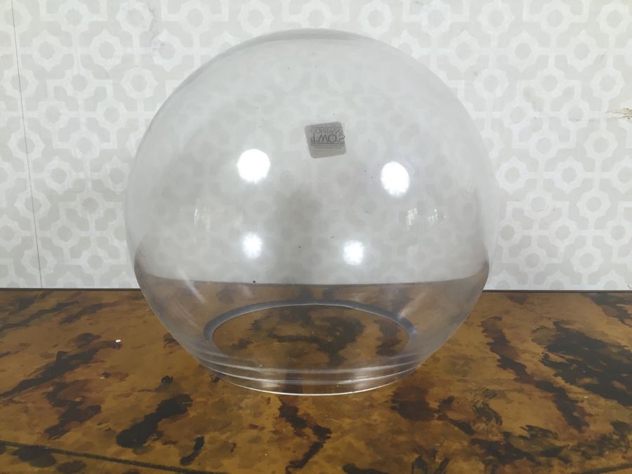 JUST ADDED - Pulley, (2) Glass Bowls, Collection Of Vintage Keychains, Rope On Spools And Collection Of Various Ribbons [Photo 36]