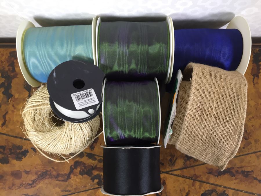 JUST ADDED - Pulley, (2) Glass Bowls, Collection Of Vintage Keychains, Rope On Spools And Collection Of Various Ribbons [Photo 5]