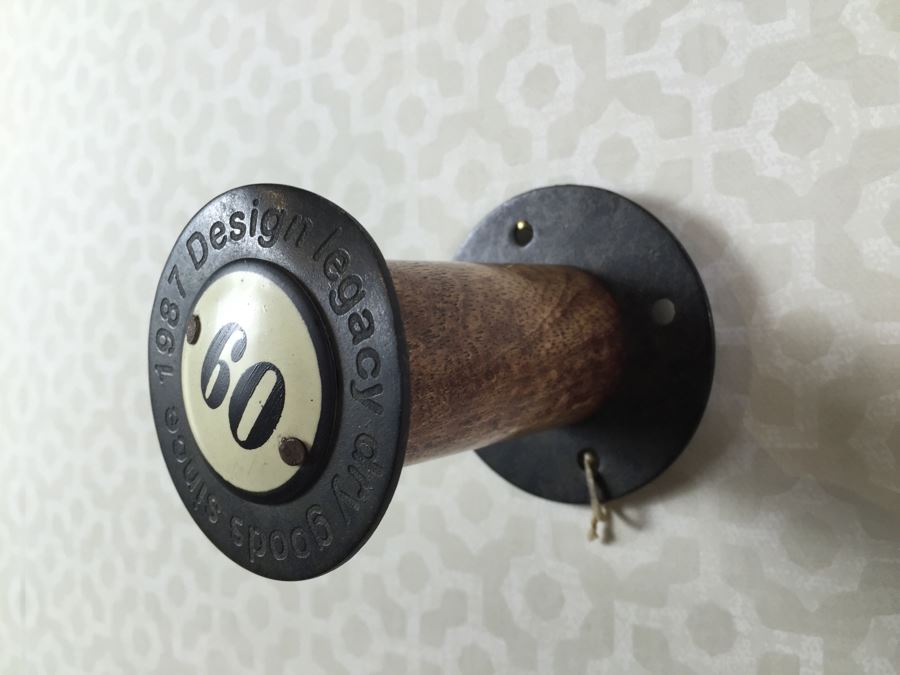 JUST ADDED - (6) Tin Letters And Spool [Photo 5]