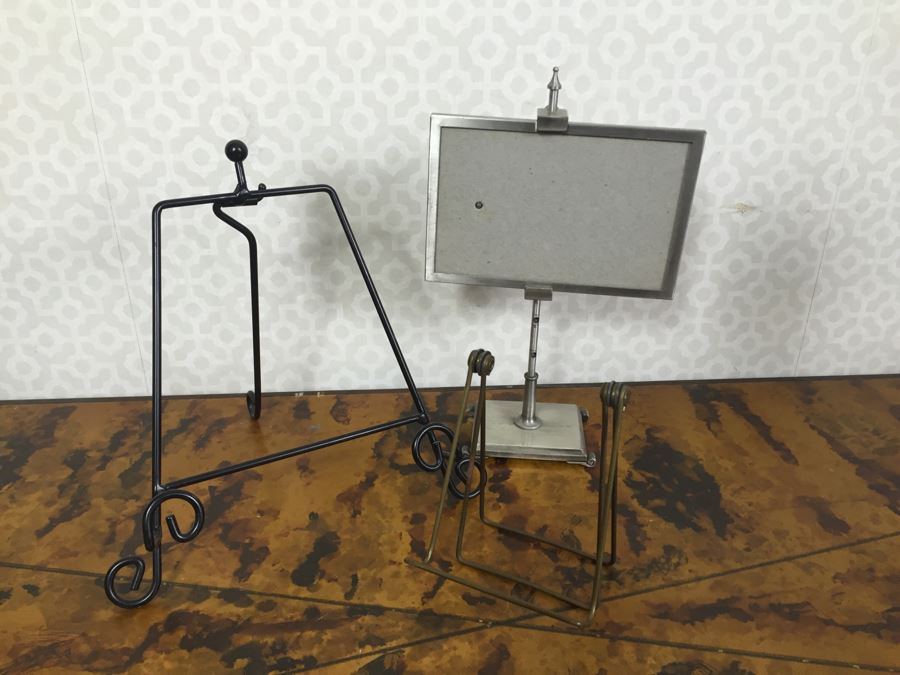 JUST ADDED - Huge Lot Of Store Signs, Spool Jewelry Display And Metal Picture Displays [Photo 4]