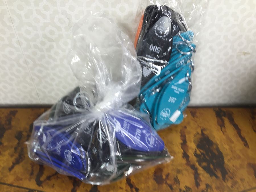 JUST ADDED - Canvas Shopping Bag Lot Filled With New Product Including Notecards, Cards, Gift Tags, Petite Parcel Sets, Desk Name Plate, Keychains - See Photos [Photo 21]