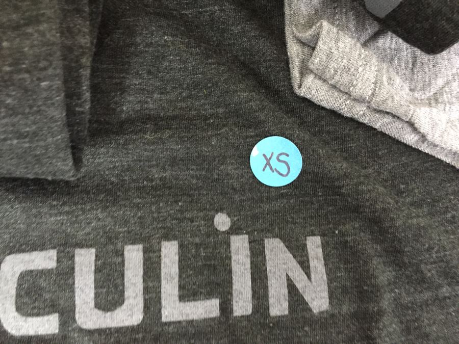 JUST ADDED - (13) XS Women's T-Shirts (Run Larger In Size) [Photo 6]