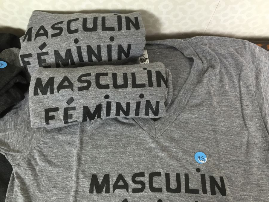 JUST ADDED - (13) XS Women's T-Shirts (Run Larger In Size) [Photo 4]