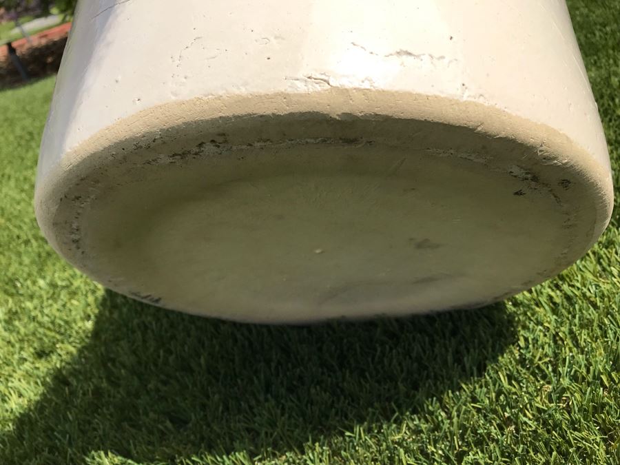 JUST ADDED - 12'R X 14'H Vintage Crock Pot [Photo 11]