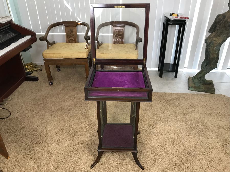 Vintage Glass Display Cabinet With Hinged Lockable Top Door (No Key) And Lower Display Cabinet (Accomodates Glass Shelving Below) [Photo 8]