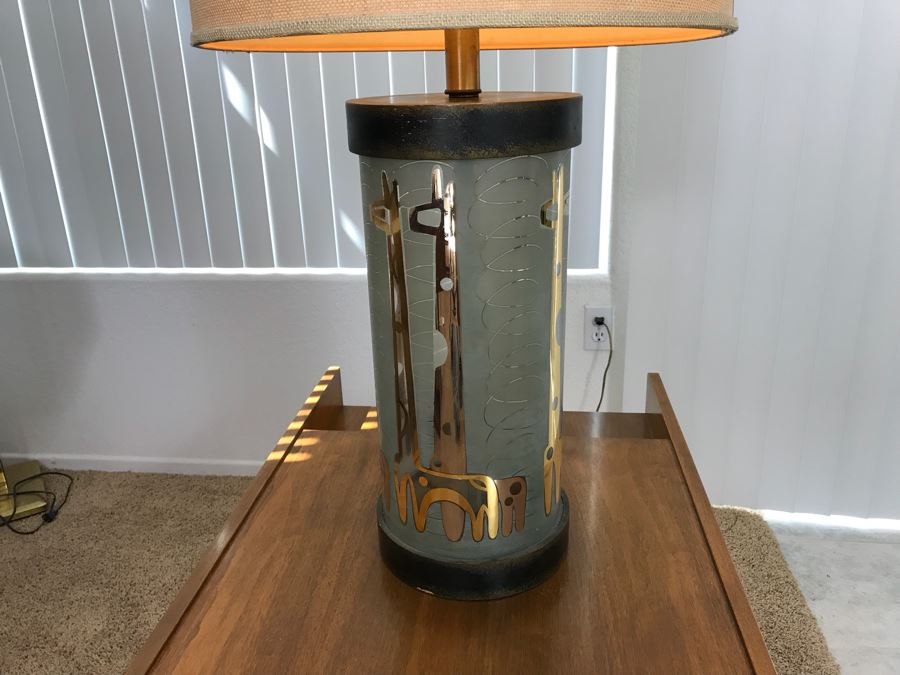 Mid-Century Modern Giraffe Motif Glass Table Lamp With Shade (Working But May Need Rewiring) [Photo 8]
