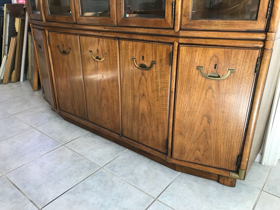 Drexel Wooden China Display Cabinet With Brass Hardware [Photo 5]