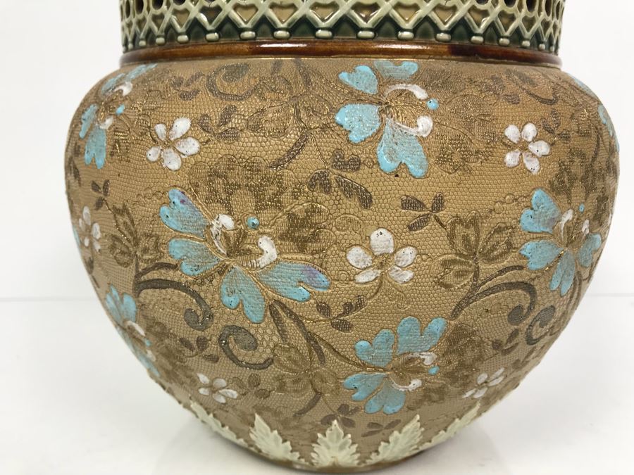 Antique Doulton Lambeth Pottery With Doulton & Slaters Patent Stoneware Jardiniere Floral Pattern 4091 8'H X 10'W [Photo 5]