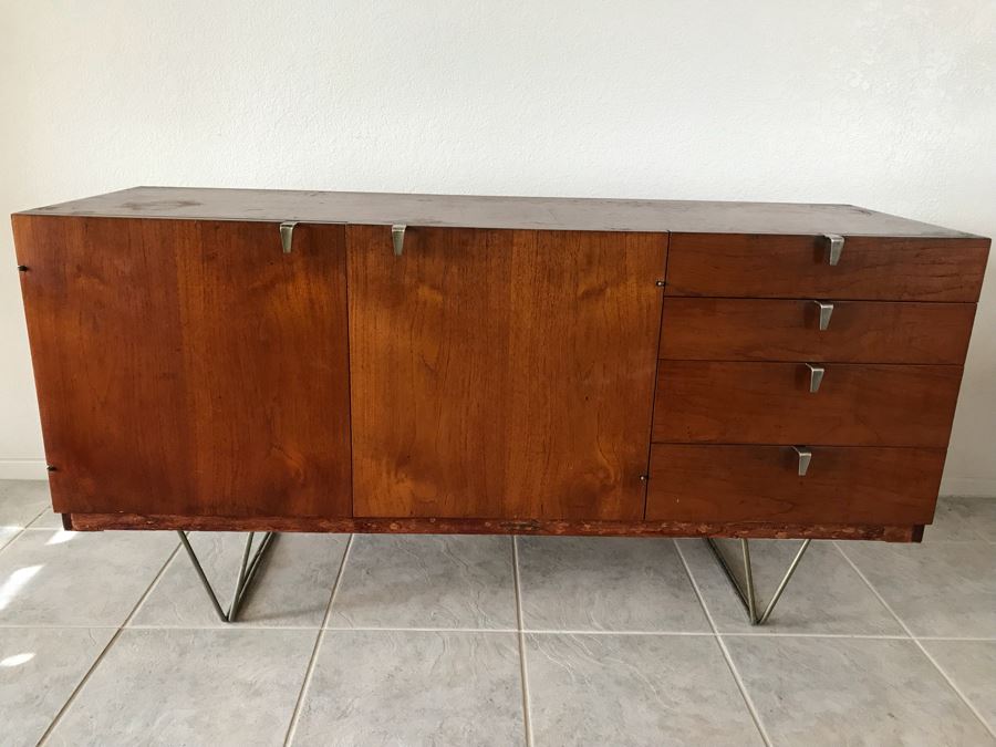 Mid-Century Modern Credenza Cabinet With Metal Legs By STAG Furniture  [Photo 6]
