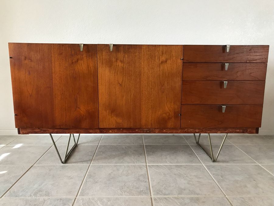 Mid-Century Modern Credenza Cabinet With Metal Legs By STAG Furniture 