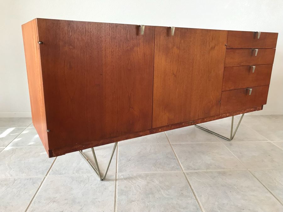 Mid-Century Modern Credenza Cabinet With Metal Legs By STAG Furniture  [Photo 21]