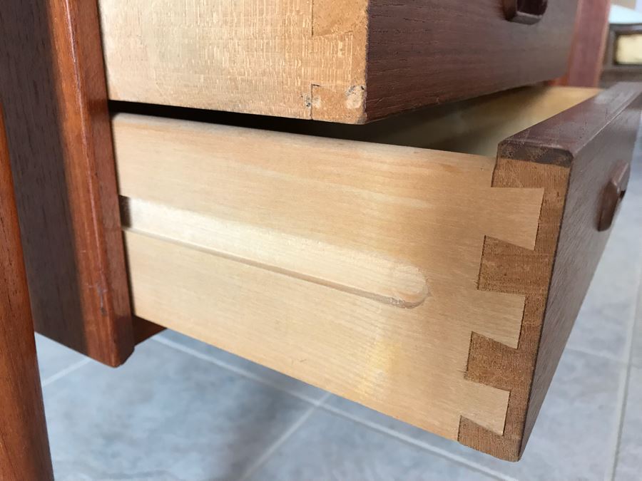 Mid-Century Modern Teak Desk With Floating Drawers (Moves Lefts Or Right) And Extra Side Leaf (Appears To Be Missing Part That Holds Leaf Up) [Photo 22]