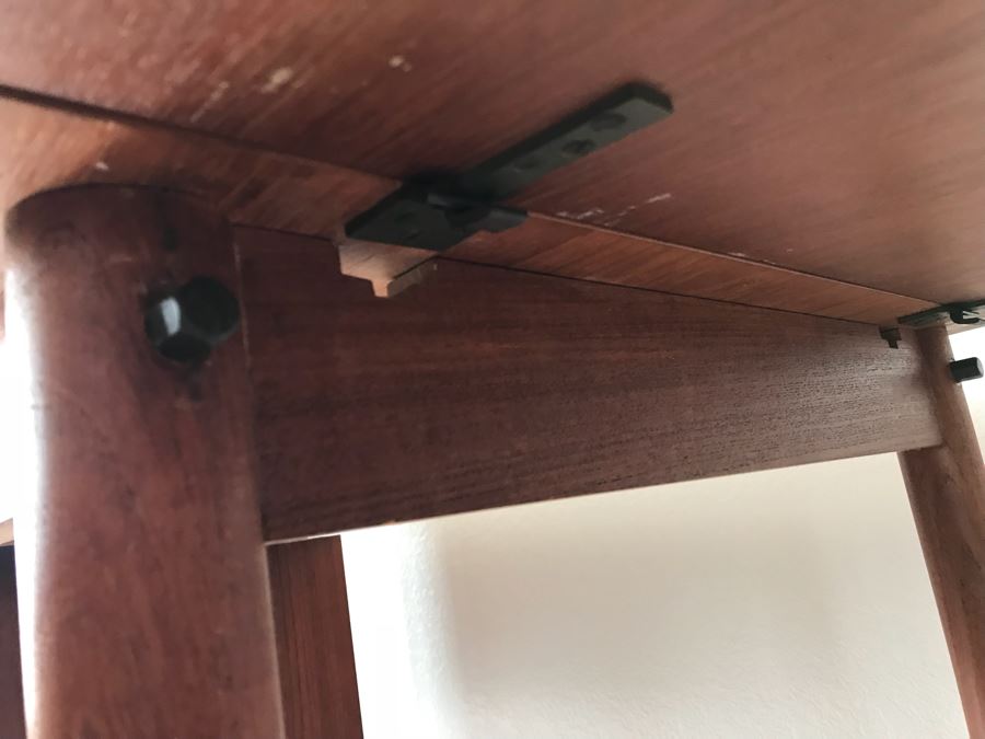 Mid-Century Modern Teak Desk With Floating Drawers (Moves Lefts Or Right) And Extra Side Leaf (Appears To Be Missing Part That Holds Leaf Up) [Photo 19]