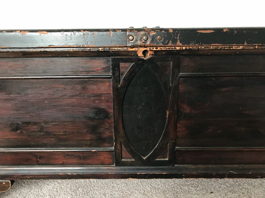 Vintage Rustic Wooden Cedar Lined Hope Chest On Casters [Photo 5]