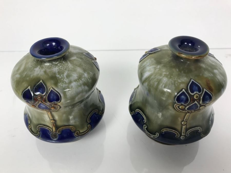 Pair Of Antique Royal Doulton England Vases 2689 3.5'H [Photo 4]