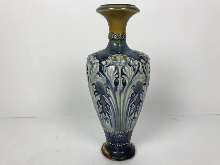 Antique Doulton Lambeth England Vase Stoneware 10'H [Photo 1]