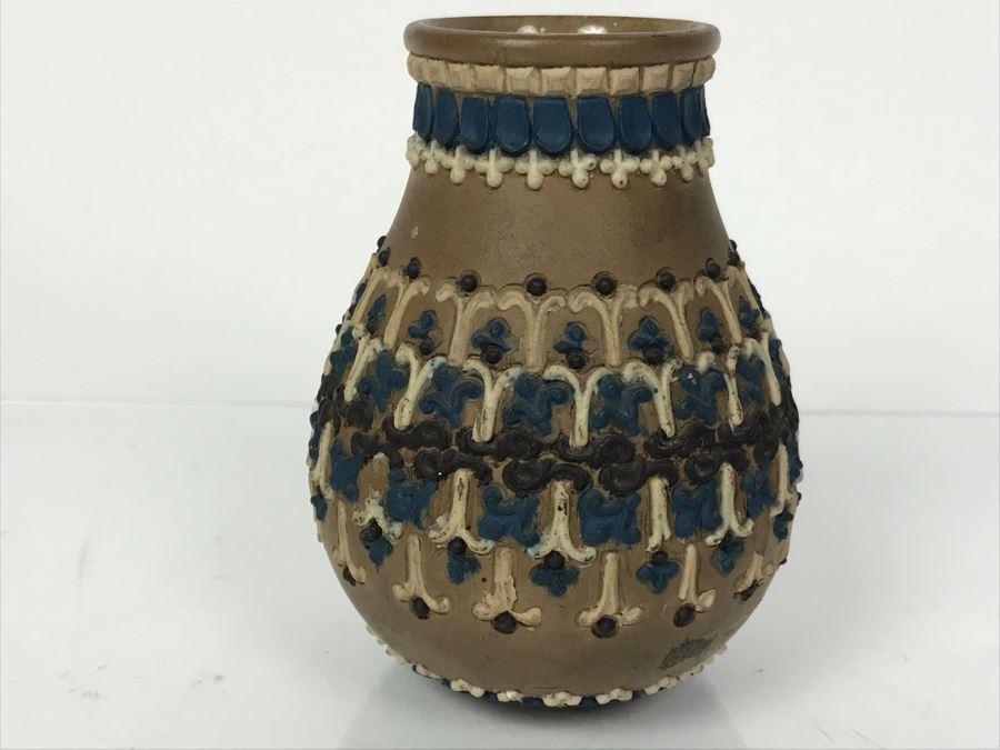 Antique Doulton Lambeth Silicon Stoneware Vase 1883 4'H [Photo 1]