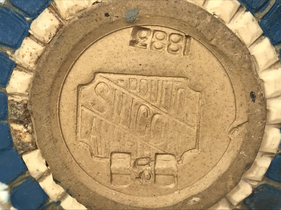 Antique Doulton Lambeth Silicon Stoneware Vase 1883 4'H [Photo 2]