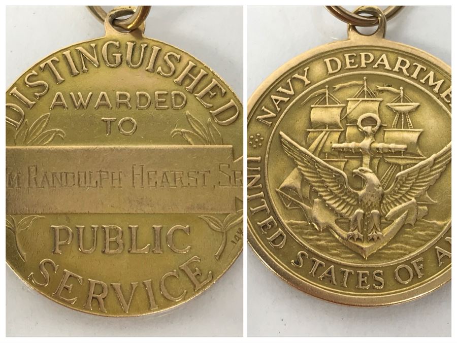 14k Gold Medal Awarded To William Randolph Hearst, Sr (Hearst Castle) Distinguished Public Service Medal From Navy Department United States Of America 15.5g [Photo 1]