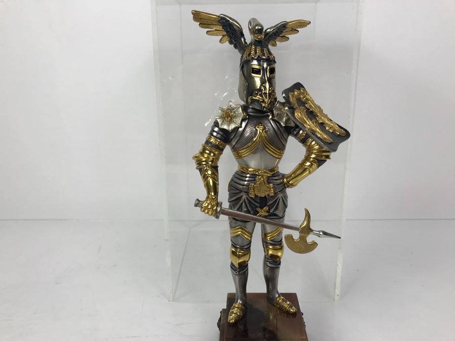 Signed Giuseppe Vasari Bronze Sculpture Of Knight In Armor On Marble Base Limited Edition 41 Of 250 With Protective Acrylic Case [Photo 2]