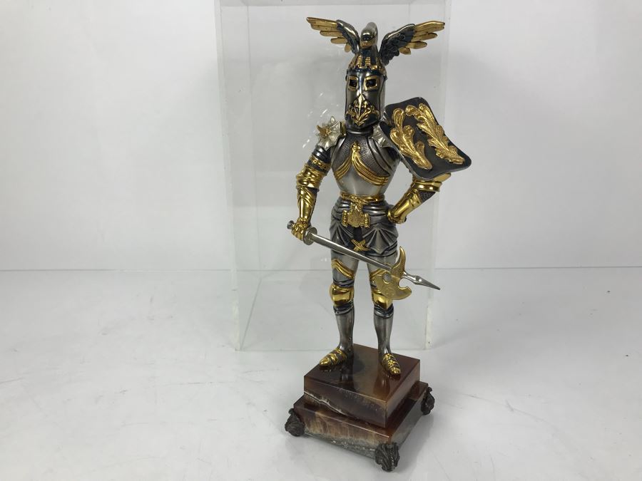 Signed Giuseppe Vasari Bronze Sculpture Of Knight In Armor On Marble Base Limited Edition 41 Of 250 With Protective Acrylic Case [Photo 10]