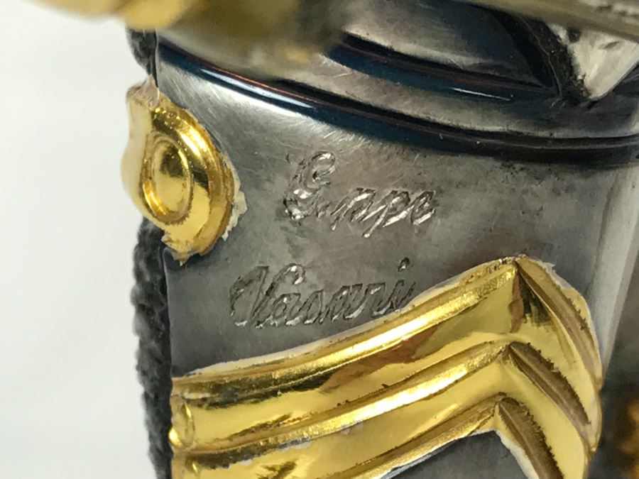 Signed Giuseppe Vasari Bronze Sculpture Of Knight In Armor On Marble Base Limited Edition 41 Of 250 With Protective Acrylic Case [Photo 14]