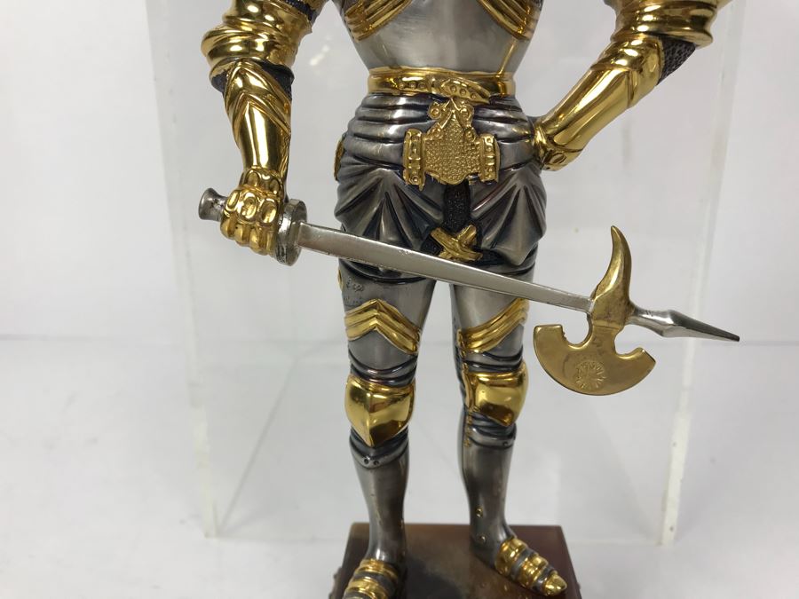 Signed Giuseppe Vasari Bronze Sculpture Of Knight In Armor On Marble Base Limited Edition 41 Of 250 With Protective Acrylic Case [Photo 5]