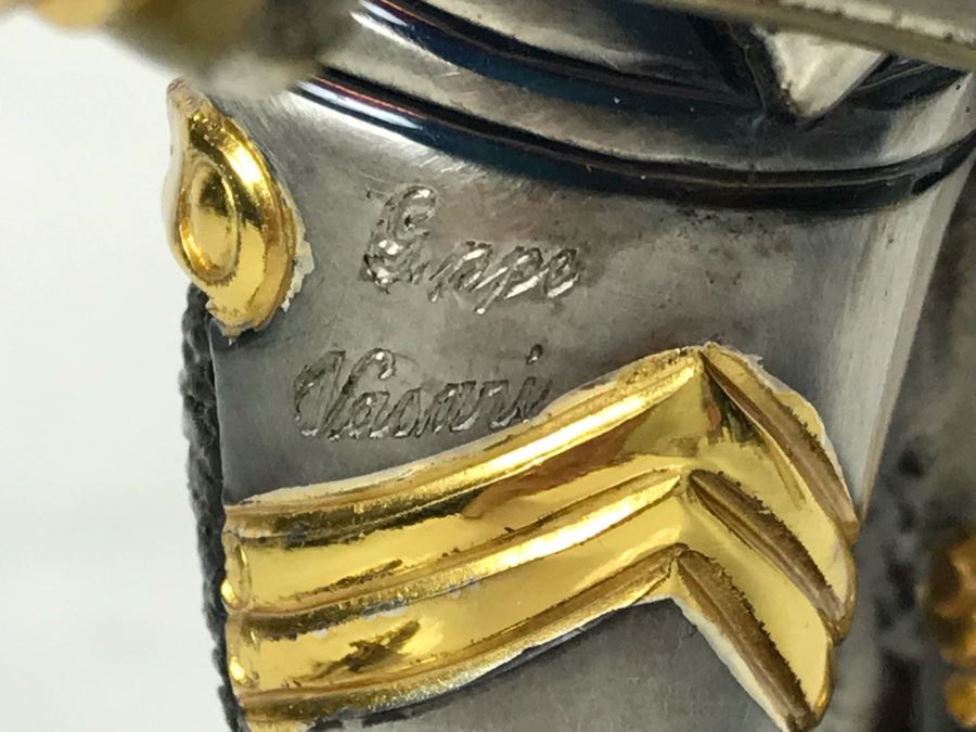 Signed Giuseppe Vasari Bronze Sculpture Of Knight In Armor On Marble Base Limited Edition 41 Of 250 With Protective Acrylic Case [Photo 16]